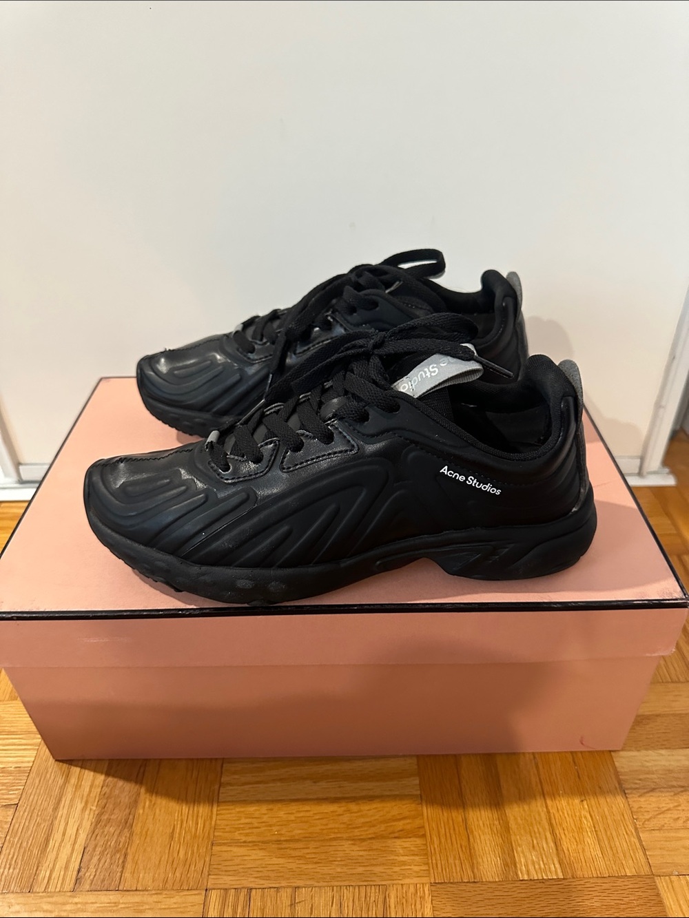 Acne Studios Black Men's Low-Top Sneakers